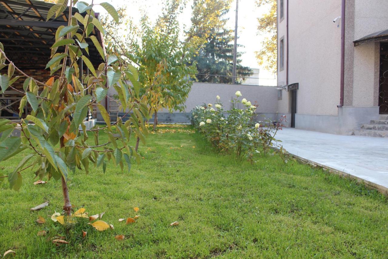 Cherry Garden Boutique Hotel Yeghegnadzor Luaran gambar