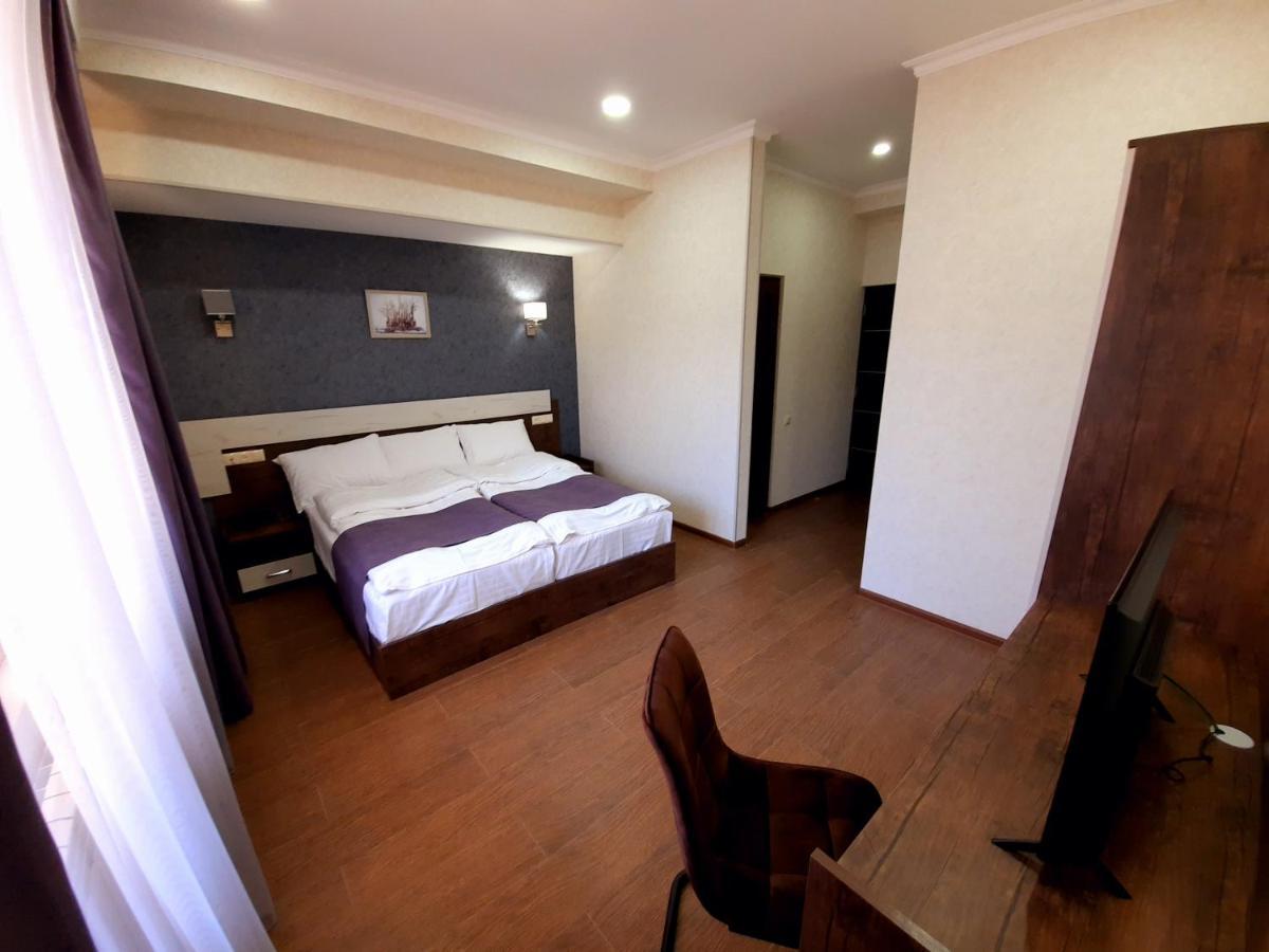 Cherry Garden Boutique Hotel Yeghegnadzor Luaran gambar