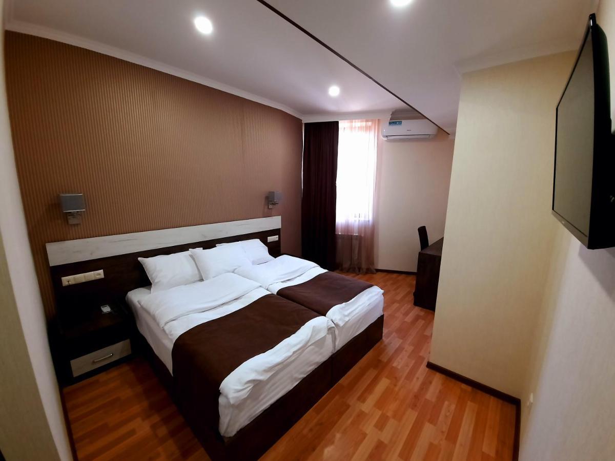 Cherry Garden Boutique Hotel Yeghegnadzor Luaran gambar