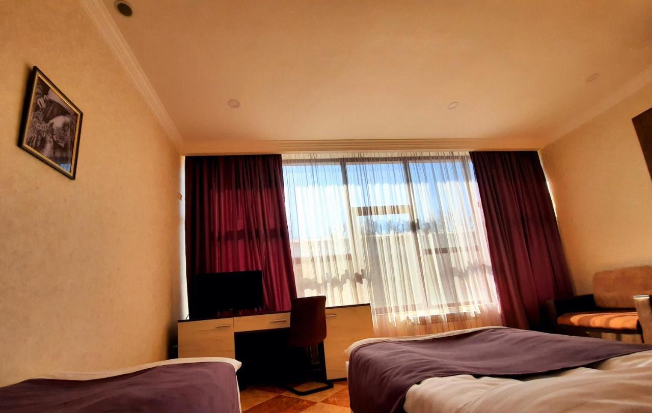Cherry Garden Boutique Hotel Yeghegnadzor Luaran gambar