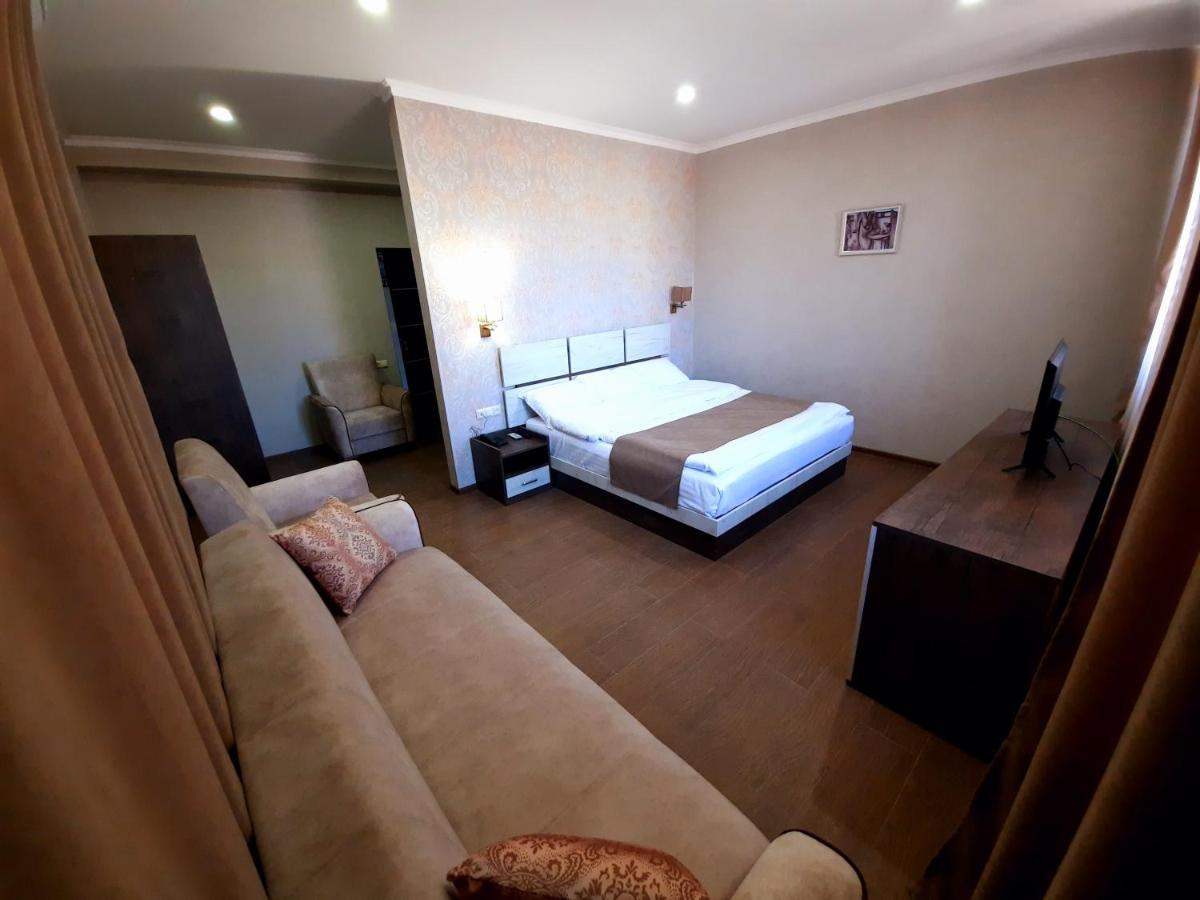 Cherry Garden Boutique Hotel Yeghegnadzor Luaran gambar